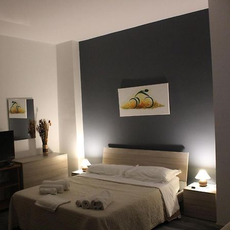 Triathlon B&B Lecce Extérieur photo
